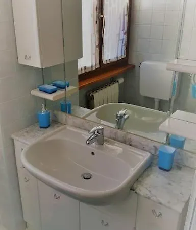 Accogliente Bilocale In Zona - Uso Turistico - Vda - - 0318 Appartement *